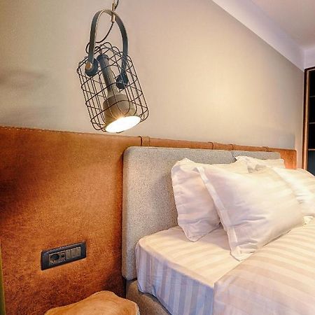 Nani Nani Boutique Hotell Braşov Exteriör bild