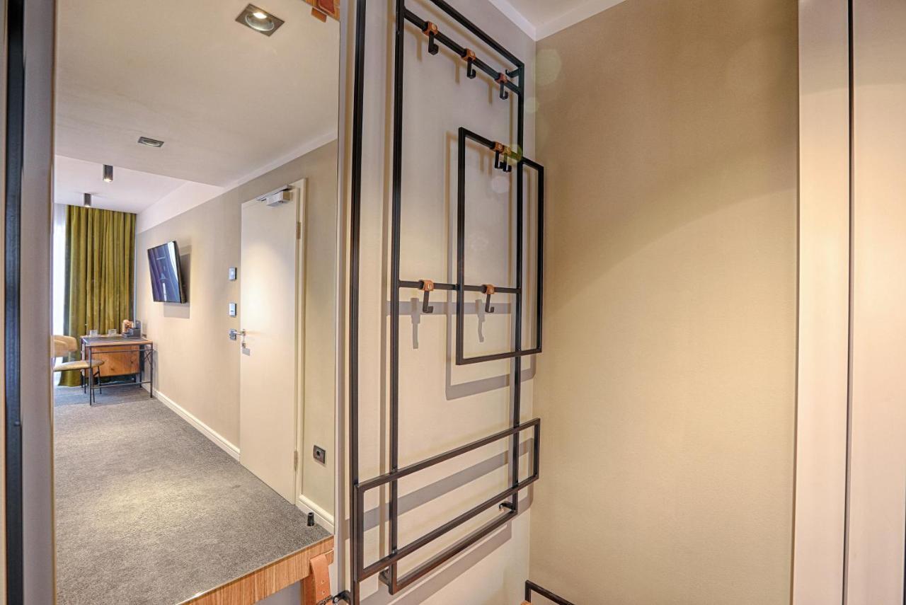 Nani Nani Boutique Hotell Braşov Exteriör bild