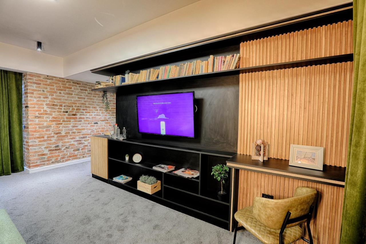 Nani Nani Boutique Hotell Braşov Exteriör bild