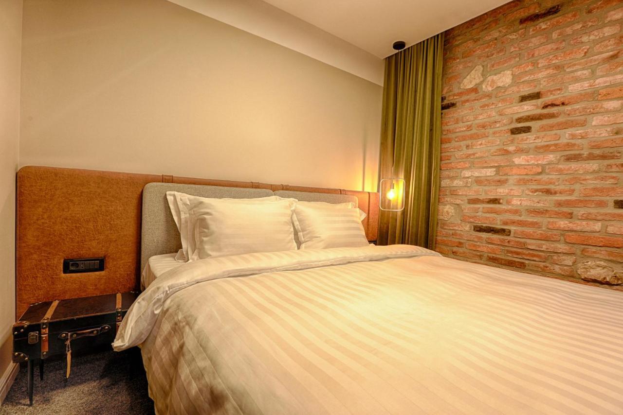 Nani Nani Boutique Hotell Braşov Exteriör bild