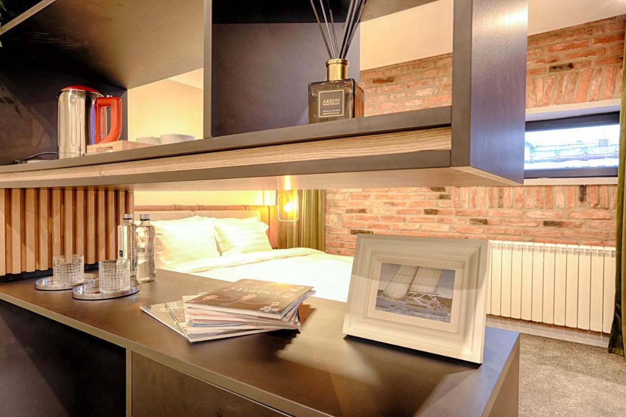 Nani Nani Boutique Hotell Braşov Exteriör bild