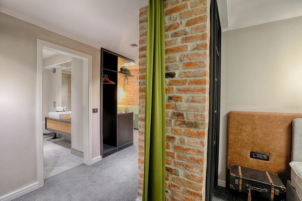 Nani Nani Boutique Hotell Braşov Exteriör bild