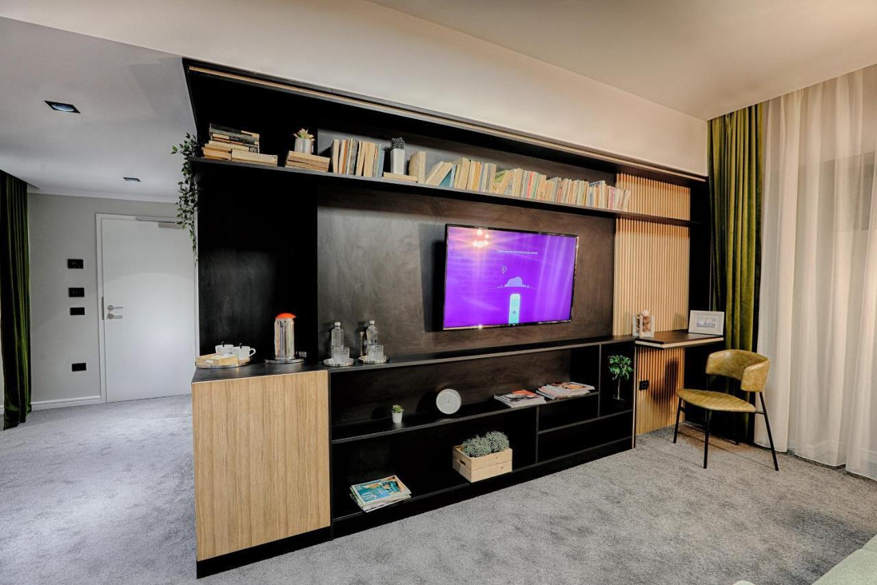 Nani Nani Boutique Hotell Braşov Exteriör bild