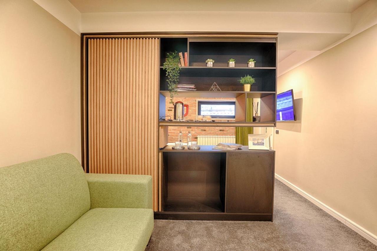 Nani Nani Boutique Hotell Braşov Exteriör bild